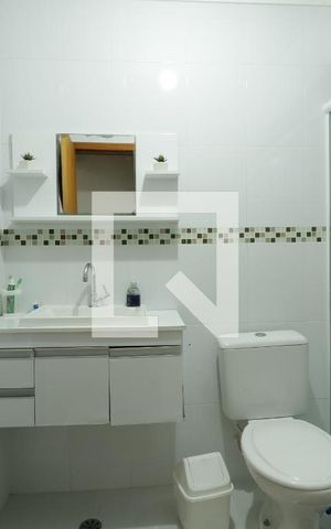 Casa à venda com 140m², 4 quartos e 2 vagasBanheiro 2
