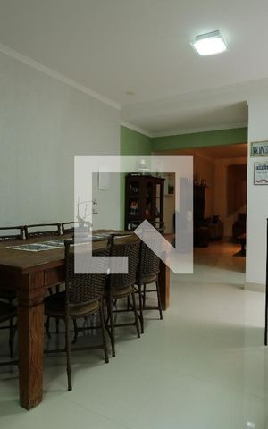 Casa à venda com 140m², 4 quartos e 2 vagasCozinha 1