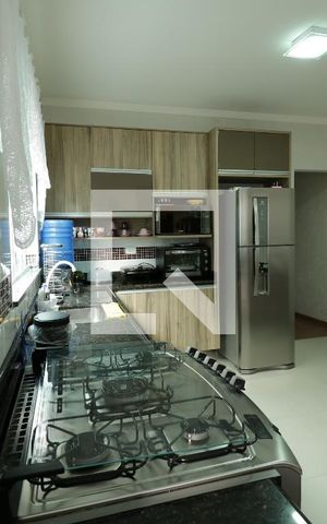 Casa à venda com 140m², 4 quartos e 2 vagasCozinha 1