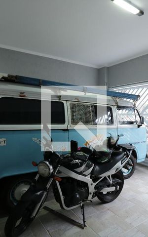 Casa à venda com 140m², 4 quartos e 2 vagasGaragem