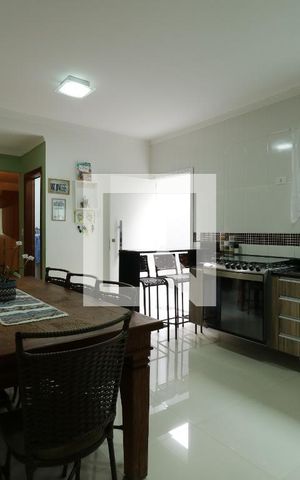 Casa à venda com 140m², 4 quartos e 2 vagasCozinha 1