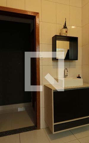 Casa à venda com 140m², 4 quartos e 2 vagasBanheiro 3