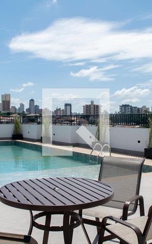 Studio para alugar com 31m², 1 quarto e 1 vaga Studio para alugar com 31m², 1 quarto e 1 vagaÁrea comum - Piscina