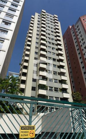 Apartamento à venda com 42m², 1 quarto e 1 vagaFachada
