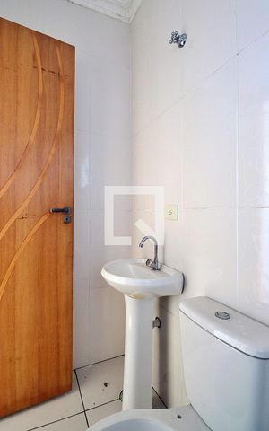 Apartamento à venda com 52m², 2 quartos e 1 vagaBanheiro Social