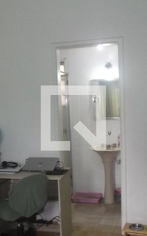 Apartamento à venda com 159m², 4 quartos e 1 vagaQuarto 2