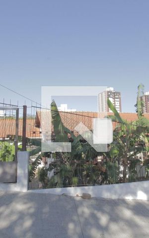 Casa à venda com 200m², 4 quartos e 2 vagasVista da Rua