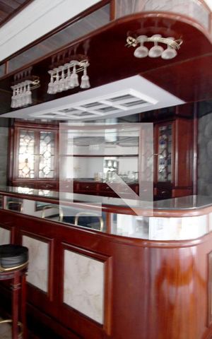 Casa para alugar com 900m², 4 quartos e 3 vagasSala 1