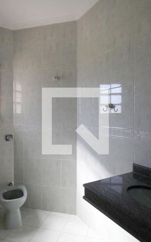 Casa para alugar com 900m², 4 quartos e 3 vagasBanheiro Social
