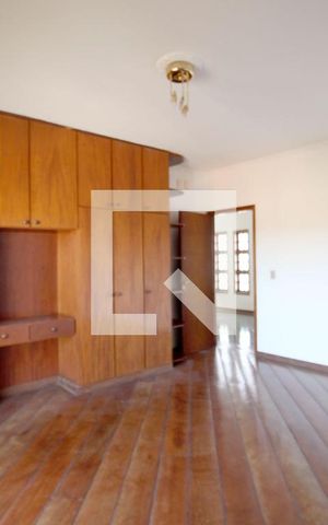 Casa para alugar com 900m², 4 quartos e 3 vagasSuíte 2