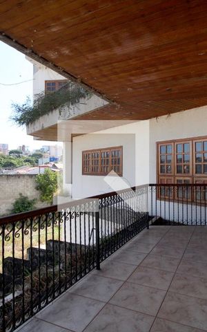 Casa para alugar com 900m², 4 quartos e 3 vagasVaranda Sala 1