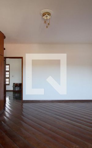 Casa para alugar com 900m², 4 quartos e 3 vagasSuíte 2