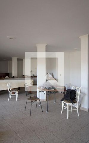 Casa para alugar com 900m², 4 quartos e 3 vagasSala 1