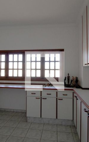 Casa para alugar com 900m², 4 quartos e 3 vagasCozinha 2