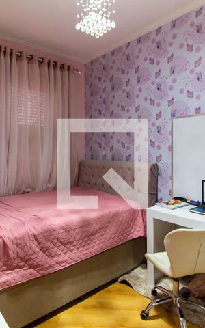 Apartamento à venda com 103m², 3 quartos e 1 vagaQuarto 02