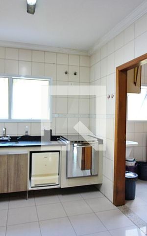Casa à venda com 230m², 3 quartos e 2 vagasCozinha