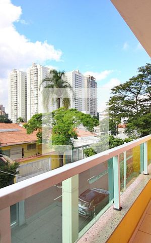 Casa à venda com 230m², 3 quartos e 2 vagasSacada da Suíte 1