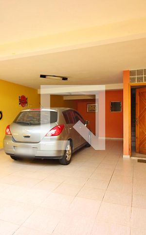 Casa à venda com 230m², 3 quartos e 2 vagasGaragem