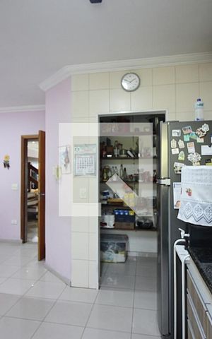 Casa à venda com 230m², 3 quartos e 2 vagasCozinha