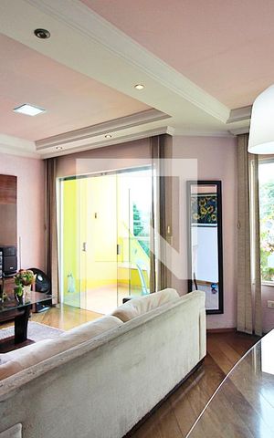 Casa à venda com 230m², 3 quartos e 2 vagasSala 