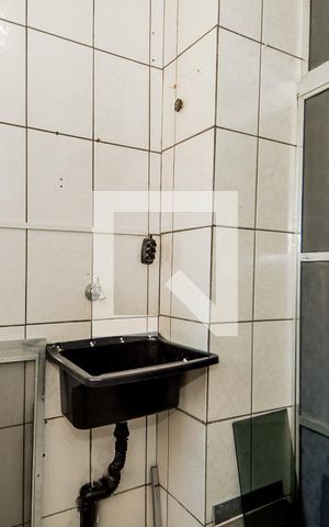 Apartamento para alugar com 55m², 2 quartos e 1 vagaÁrea de Serviço
