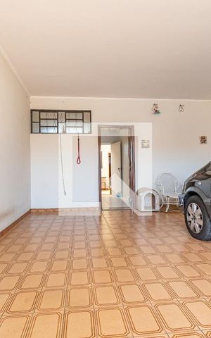Studio à venda com 578m², 8 quartos e 8 vagas Studio à venda com 578m², 8 quartos e 8 vagasGaragem