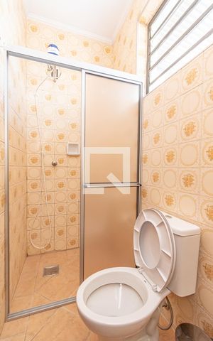 Studio à venda com 578m², 8 quartos e 8 vagas Studio à venda com 578m², 8 quartos e 8 vagasBanheiro da Suíte