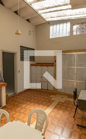 Studio à venda com 578m², 8 quartos e 8 vagas Studio à venda com 578m², 8 quartos e 8 vagasCozinha