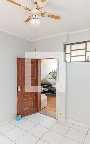 Studio à venda com 578m², 8 quartos e 8 vagas Studio à venda com 578m², 8 quartos e 8 vagasSala