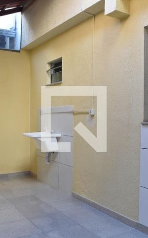 Casa para alugar com 70m², 3 quartos e 2 vagasÁrea de Serviço