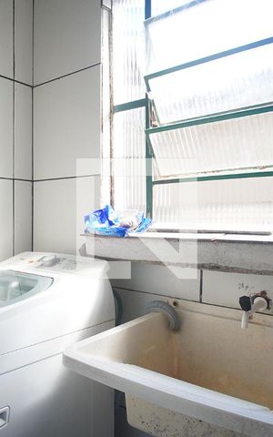 Casa à venda com 40m², 5 quartos e 1 vagaLavanderia
