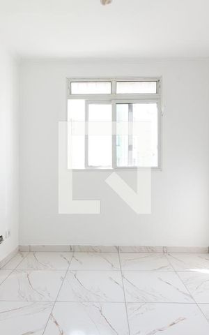 Apartamento à venda com 45m², 2 quartos e 1 vaga Apartamento à venda com 45m², 2 quartos e 1 vagaSala