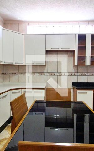 Casa à venda com 150m², 2 quartos e 2 vagasCozinha