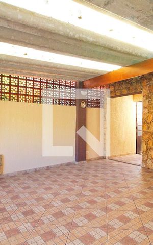 Casa à venda com 150m², 2 quartos e 2 vagasGaragem