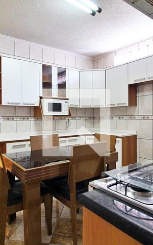 Casa à venda com 150m², 2 quartos e 2 vagasCozinha