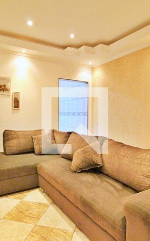 Casa à venda com 150m², 2 quartos e 2 vagasSala