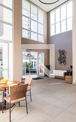 Apartamento à venda com 68m², 2 quartos e 1 vaga Apartamento à venda com 68m², 2 quartos e 1 vagaHall de Entrada