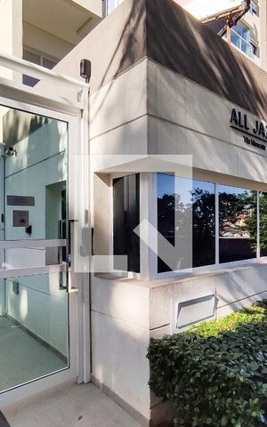 Apartamento à venda com 68m², 2 quartos e 1 vaga Apartamento à venda com 68m², 2 quartos e 1 vagaFachada