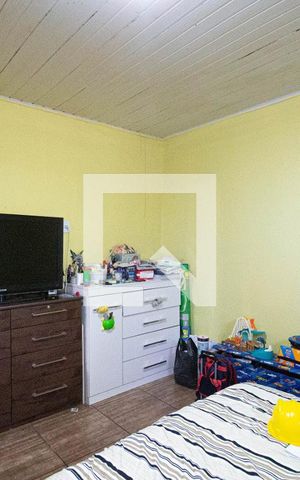 Casa à venda com 181m², 5 quartos e sem vaga Casa à venda com 181m², 5 quartos e sem vagaQuarto 1