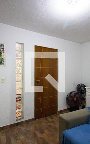 Casa à venda com 181m², 5 quartos e sem vaga Casa à venda com 181m², 5 quartos e sem vagaCasa 2
