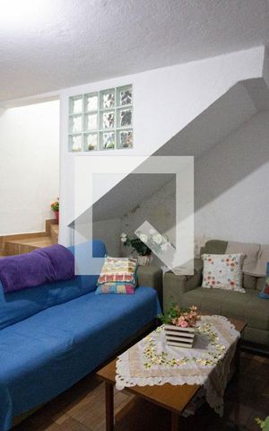 Casa à venda com 181m², 5 quartos e sem vaga Casa à venda com 181m², 5 quartos e sem vagaCasa 2