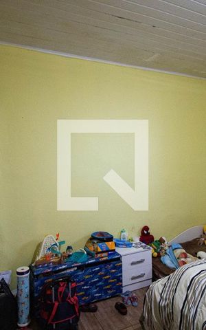 Casa à venda com 181m², 5 quartos e sem vaga Casa à venda com 181m², 5 quartos e sem vagaQuarto 1