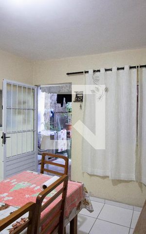 Casa à venda com 181m², 5 quartos e sem vaga Casa à venda com 181m², 5 quartos e sem vagaCasa 2