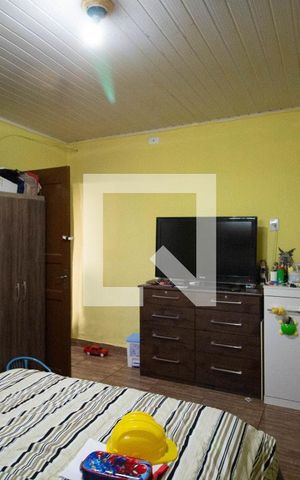 Casa à venda com 181m², 5 quartos e sem vaga Casa à venda com 181m², 5 quartos e sem vagaQuarto 1