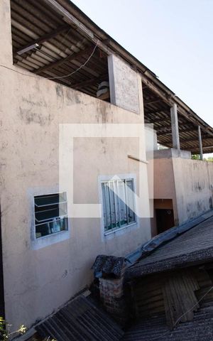 Casa à venda com 181m², 5 quartos e sem vaga Casa à venda com 181m², 5 quartos e sem vagaCasa 2