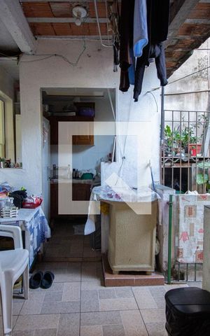 Casa à venda com 181m², 5 quartos e sem vaga Casa à venda com 181m², 5 quartos e sem vagaCasa 2