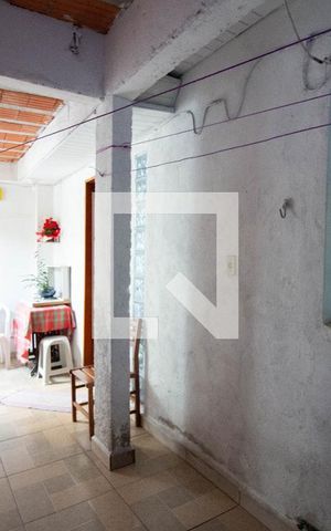 Casa à venda com 181m², 5 quartos e sem vaga Casa à venda com 181m², 5 quartos e sem vagaCasa 2