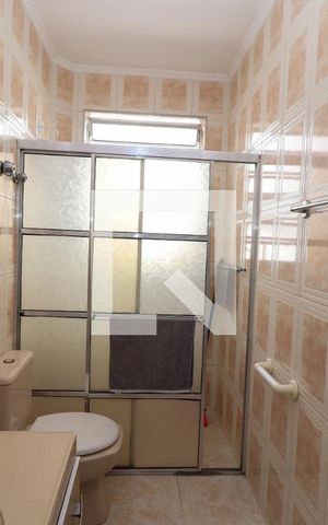 Casa à venda com 120m², 3 quartos e 2 vagas Casa à venda com 120m², 3 quartos e 2 vagasBanheiro