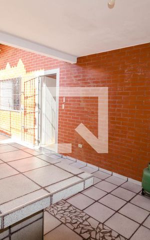 Casa para alugar com 135m², 2 quartos e 3 vagasQuintal