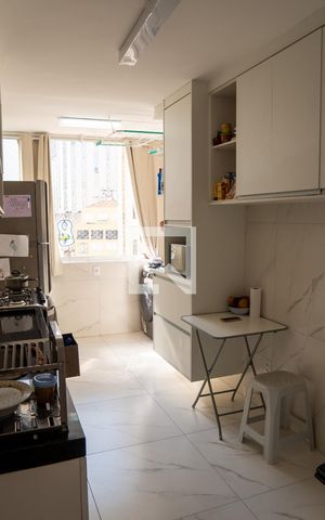 Apartamento à venda com 81m², 2 quartos e 1 vaga Apartamento à venda com 81m², 2 quartos e 1 vagaCozinha